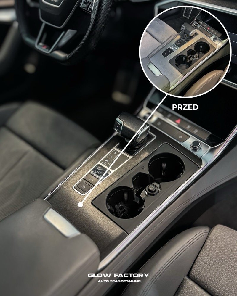 Konsola środkowa Audi — stan przed