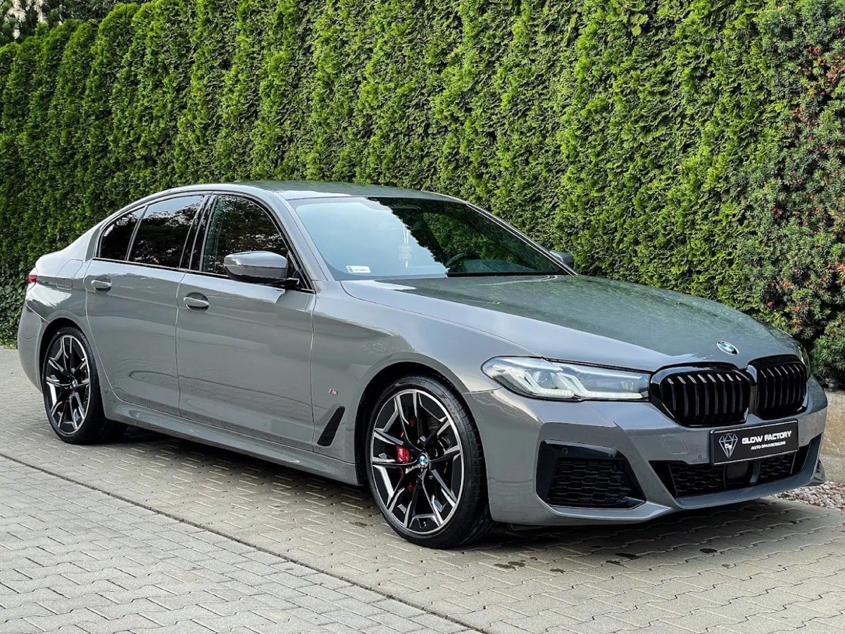 BMW Seria 5 srebrne po polerce
